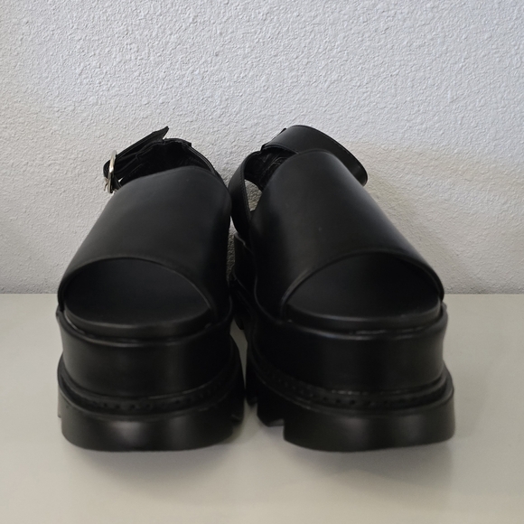 NWOT ASOS Lamoda Black Flatform Sandals - Picture 2 of 8